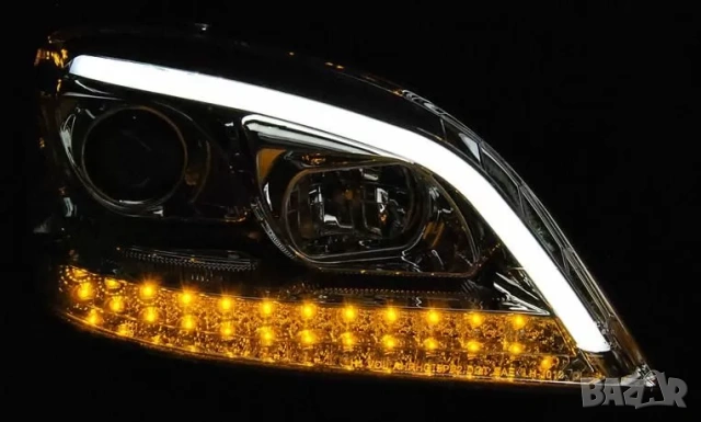 Кристални Фарове за Mercedes ML W164 (2005-2008) с Бягащ Мигач – Комплект Ляв + Десен, снимка 4 - Аксесоари и консумативи - 53968813