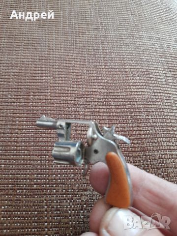 Стар ключодържател Капсов пистолет #2, снимка 4 - Други ценни предмети - 45422959