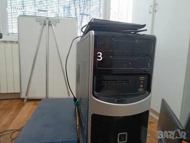 настолни компютри desktop computers Foxconn Green, снимка 3 - Работни компютри - 49749198