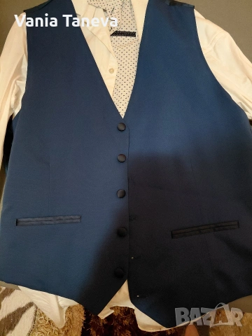 нов костюм мъжки веднъж обличан може и за обитуриенти и за официално облекло р голям. , снимка 3 - Спортни дрехи, екипи - 53309215