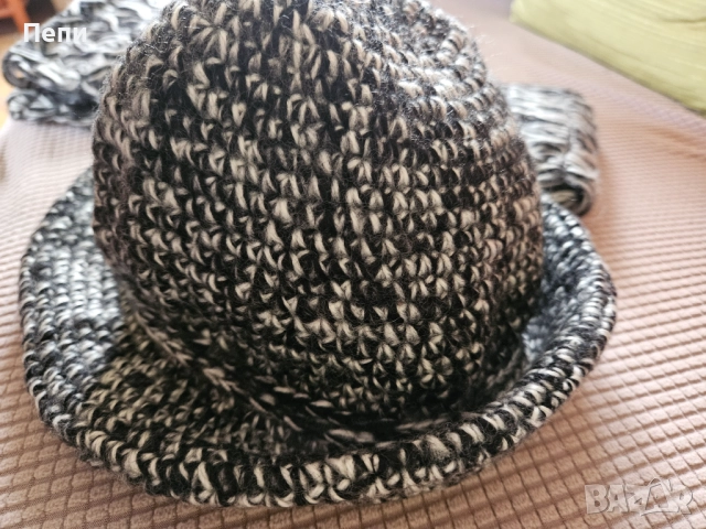 Комплект шапка и шал