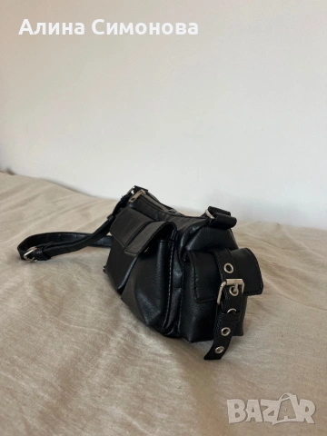Черна чанта за всеки ден 🖤, снимка 2 - Чанти - 53598404