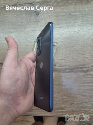 Продавам спешно Motorola Edge 30 8/256 Midnight Blue, снимка 4 - Motorola - 52817374