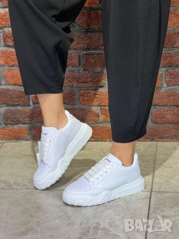 дамски маратонки alexsander mcqueen, снимка 10 - Маратонки - 51428529