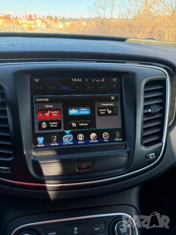 Chrysler 200c 3.6V6, снимка 12 - Автомобили и джипове - 53760211