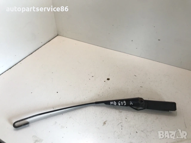 Предно рамо на чистачките за Mercedes 709 609 (1986-1996) 189686