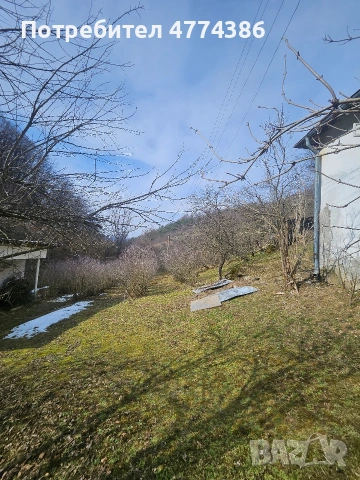 Имот с 2 къщи в село Осеновлаг, снимка 6 - Къщи - 53938647