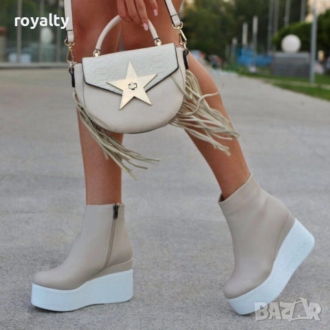 Дамска чанта - бежова кожа, снимка 2 - Чанти - 52003482