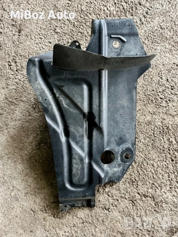 Кора подкалник БМВ Е90 91 BMW, снимка 2 - Части - 52344347