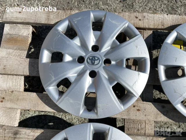 15 цола Тасове Toyota YARIS Тойота Оригинал 42602-0D140, снимка 4 - Аксесоари и консумативи - 49444818