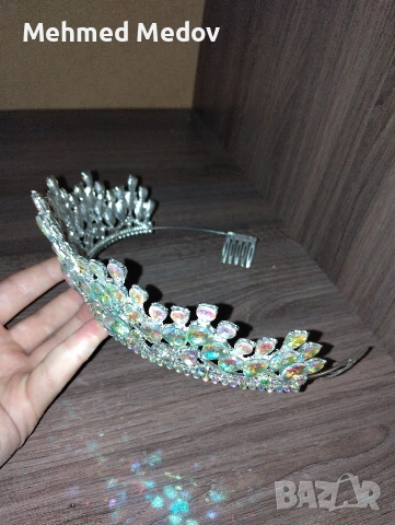 Короната се продава , снимка 2 - Сватбени аксесоари - 52681886