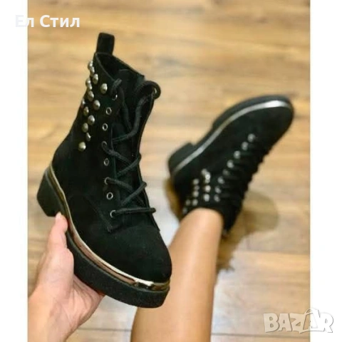 📌Дамски боти с капси