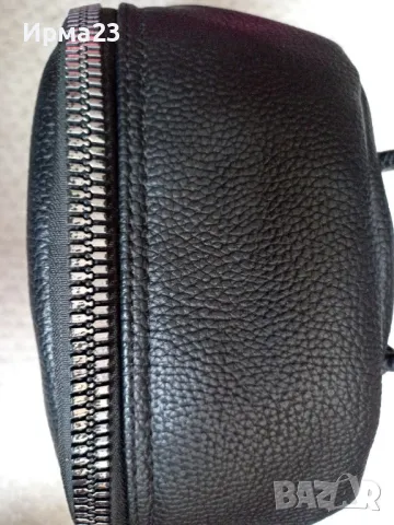 Дамска раничка , снимка 3 - Раници - 50232956