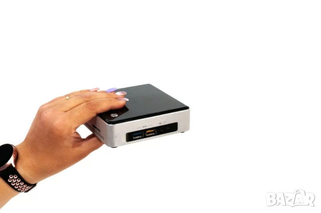 Мини компютър Intel NUC5I3RYK i3-5010U/8GB/120GB SSD, снимка 4 - Работни компютри - 53593390