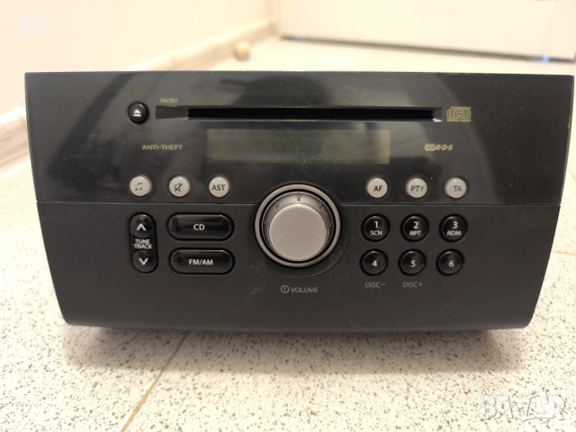  CD-плеър за Сузуки Суифт 1.3 2005-2010г, снимка 1