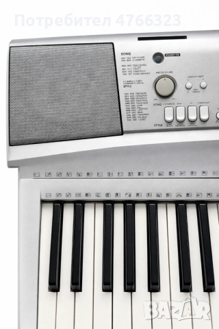 Yamaha PSR-E303 – като нов + стойка, снимка 7 - Синтезатори - 53933984