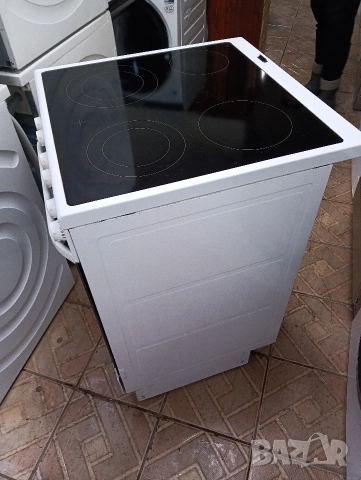 Свободно стояща печка с керамичен плот VOSS Electrolux с две години гаранция!, снимка 3 - Печки, фурни - 53001902