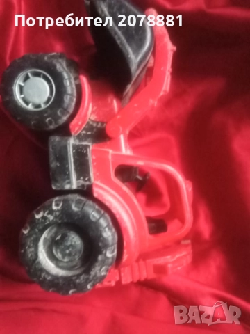 Играчки, снимка 8 - Коли, камиони, мотори, писти - 52985429