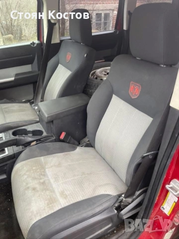 Dodge Nitro 2.8 CRD, снимка 7 - Автомобили и джипове - 53587132