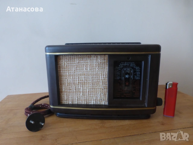 Бакелитово портативно радио Philips Филипс 1943 г WW2 Tuner