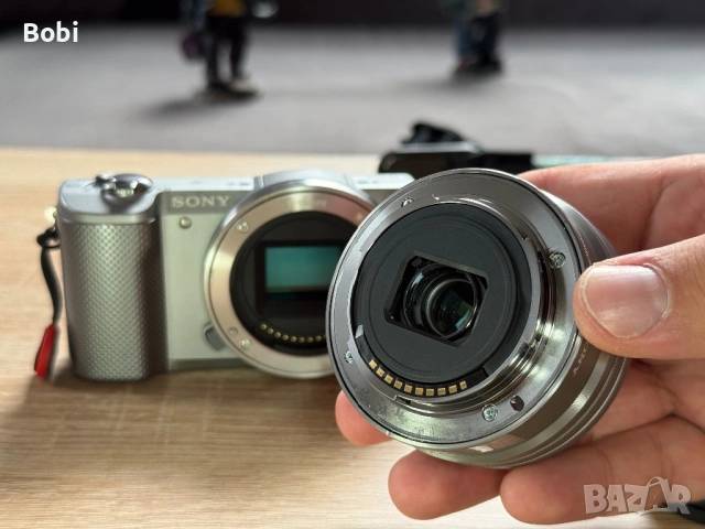 Sony Alpha A5000 + 16-50mm OSS, снимка 6 - Фотоапарати - 46135517