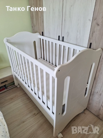 Кошара с колелца 6х120, бяла 