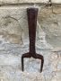 Стара ръчно кована наковалня за клепане на коса , снимка 1 - Антикварни и старинни предмети - 45312497