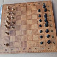 Стар дървен шах с табла, снимка 5 - Антикварни и старинни предмети - 45655593