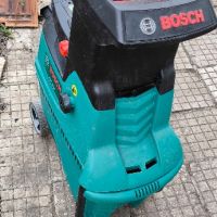 Дробилка за клони Bosch AXT 25 D с фактура и гаранция. , снимка 1 - Градинска техника - 45179695