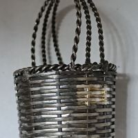 Сребърна кошницата , снимка 3 - Антикварни и старинни предмети - 45586140