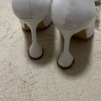 Дамски обувки, снимка 3 - Дамски обувки на ток - 45530627
