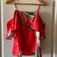 Нова разкошна червена  блуза топ паднали ръкави , снимка 1 - Блузи с дълъг ръкав и пуловери - 45159714