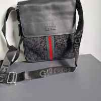 Мъжка чанта Gucci , снимка 1 - Чанти - 45477657