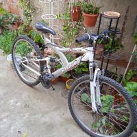 Велосипед, снимка 2 - Детски велосипеди, триколки и коли - 45462532