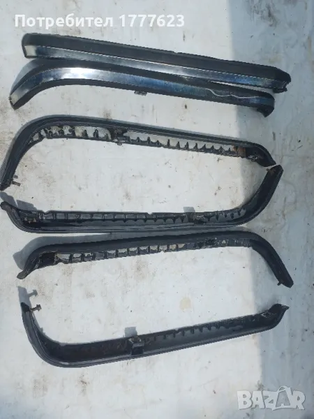 Гумени лайсни мерцедес 123, снимка 1