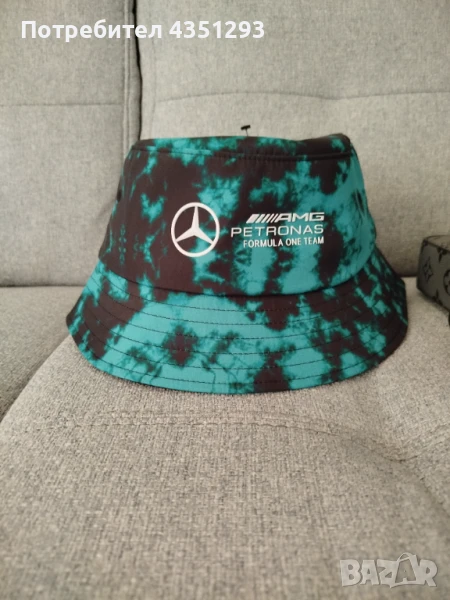 Шапка Mercedes Benz Petronas Formula One Edition, снимка 1