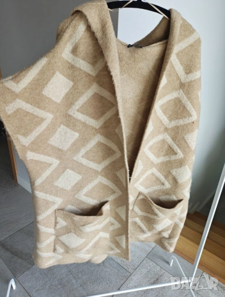 Четириъгълно плетено пончо Zara, снимка 1