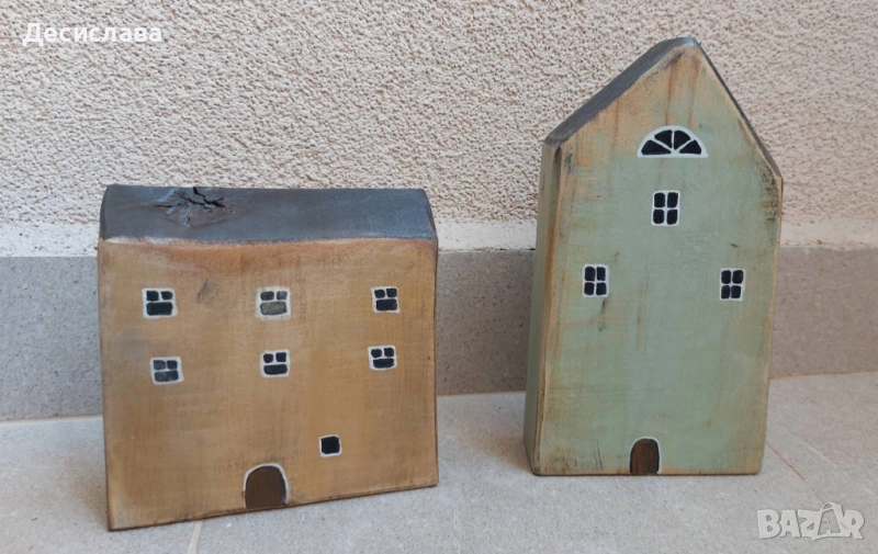 Дървени къщи рисувани върху дърво, снимка 1