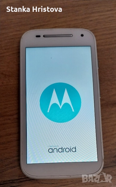 Смард телефон Motorola Moto E., снимка 1