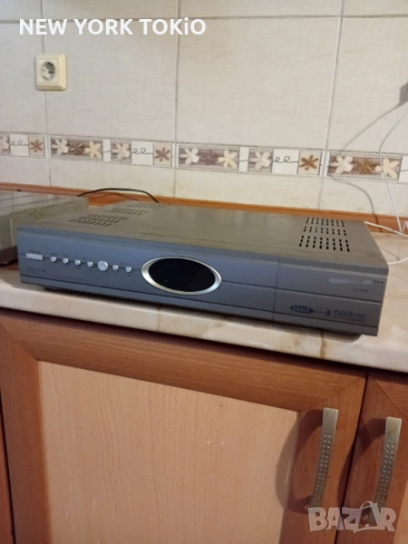 САТЕЛИТЕН ПРИЕМНИК , снимка 1