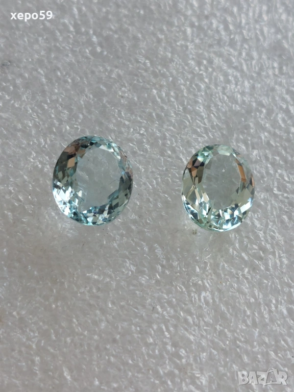 Два натурални камъка аквамарин,големият е 6 карата,малкият 4,50 карата, снимка 1