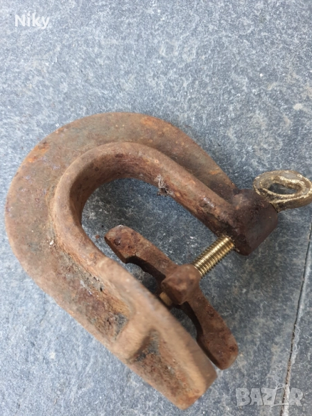 Стара стяга преса за гуми , снимка 1