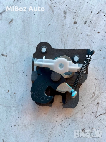 Брава задна седалка БМВ Е90 BMW, снимка 2 - Части - 53662734