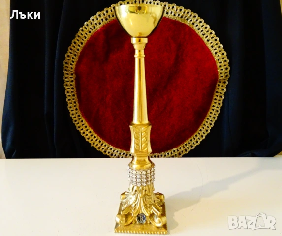 Позлатен бронзов свещник,барок,кристали. 