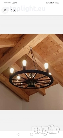 Полилеи, осветление,лампи от автентични колела от каруца с ръчно изработени дървени чашки , снимка 2 - Полилеи - 52059038