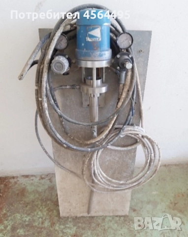 Помпа за шприцване KREMLIN