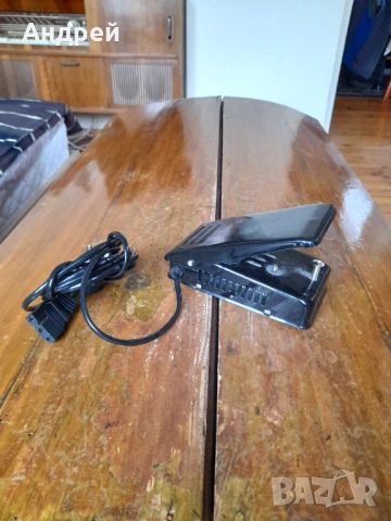 Стар педал за шевна машина #11