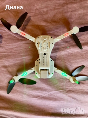 Сгъваем дрон с камера, снимка 3 - Дронове и аксесоари - 54113069