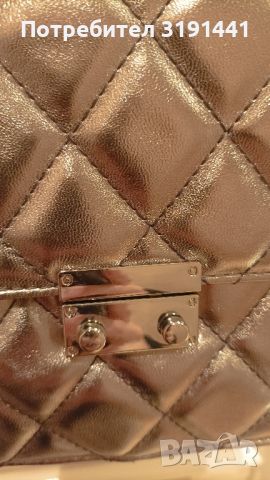 Дамска сребриста чанта , снимка 3 - Чанти - 45729521