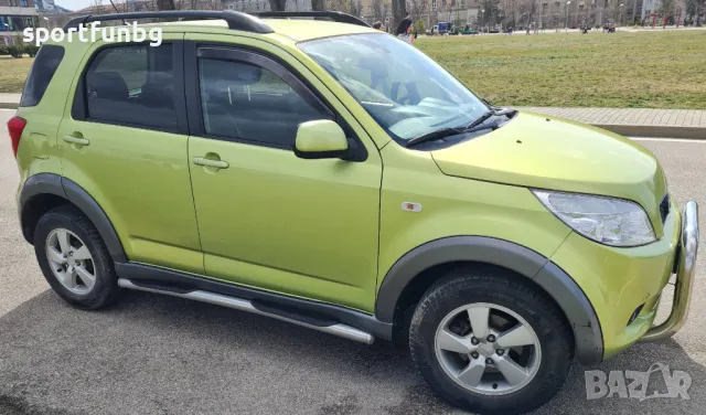 Джип Daihatsu Terios 1.5, снимка 8 - Автомобили и джипове - 49501503